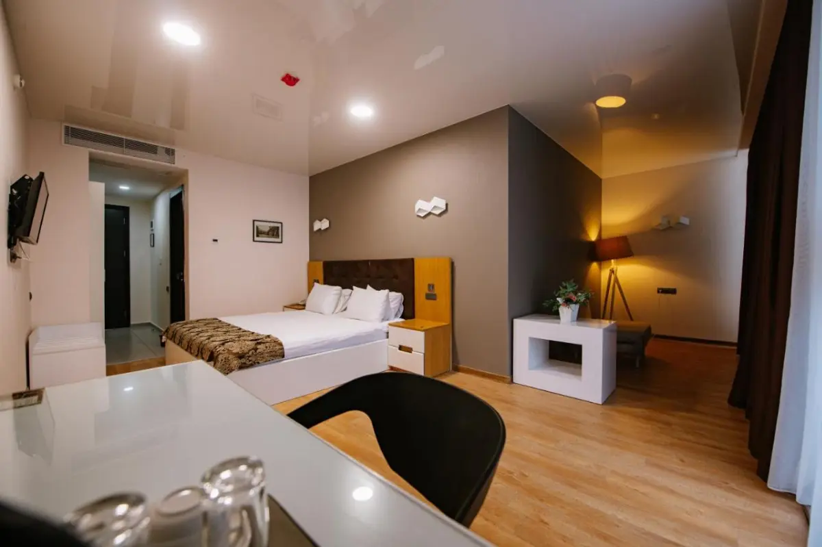 Iveria Inn
